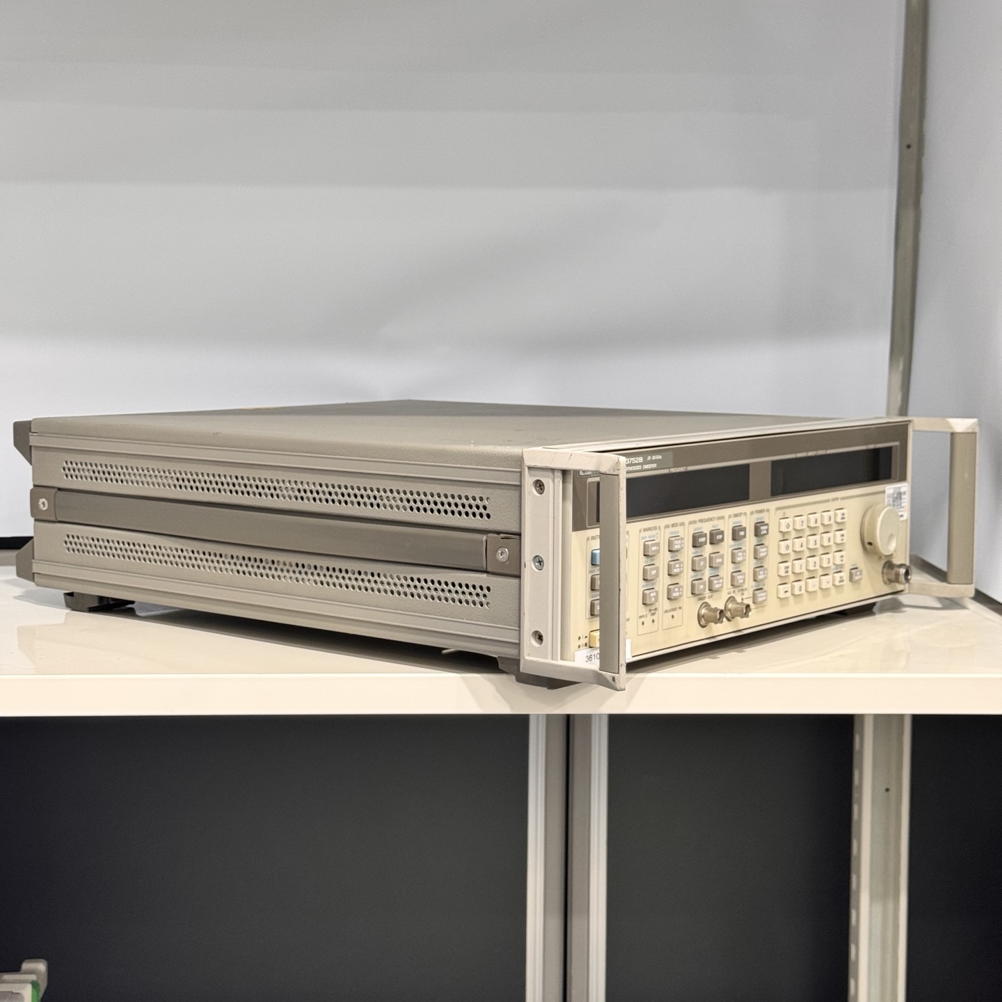 [중고] [렌탈] Keysight 83752B Synthesized CW Generator / Sweepe